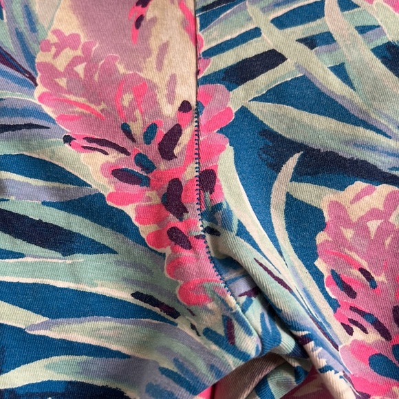 Lilly Pulitzer Kids leggings Size L (8-10) - Picture 3 of 7